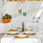 Illusion - Exceptional Private Akrotírion