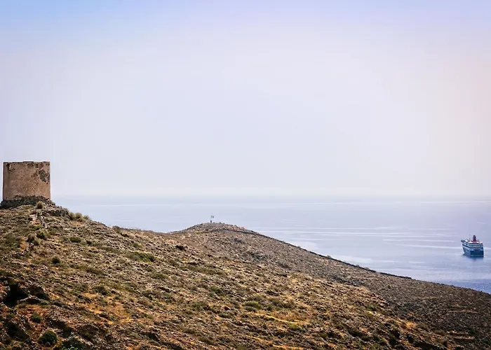 Illusion - Exceptional Private * Akrotiri (Santorini)